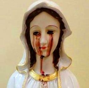 O minune in India: din ochii statuii Fecioarei Maria a curs sange…
